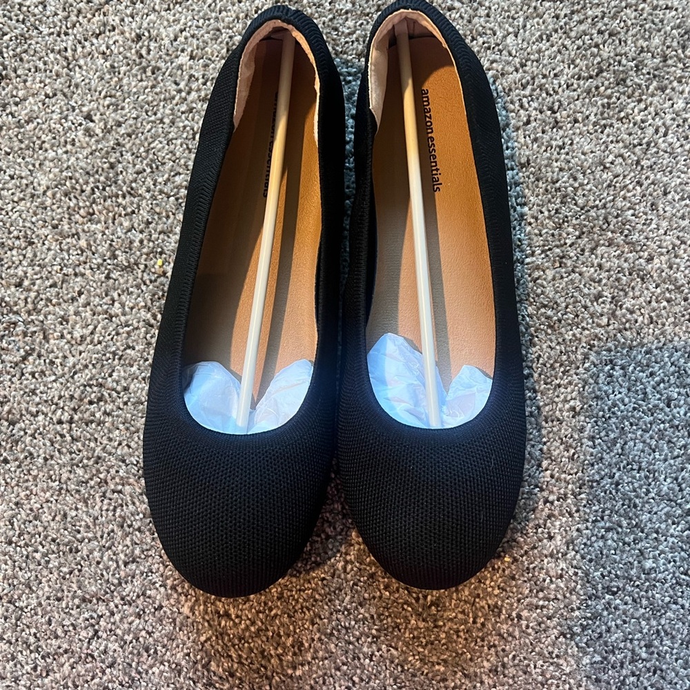 Amazon Essentials Black Women's Loafers